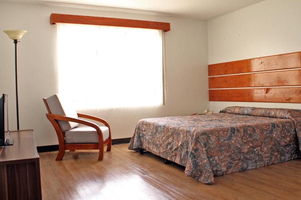 Aparthotel Mai'Ana Airport Plaza Tamuning Zewnętrze zdjęcie